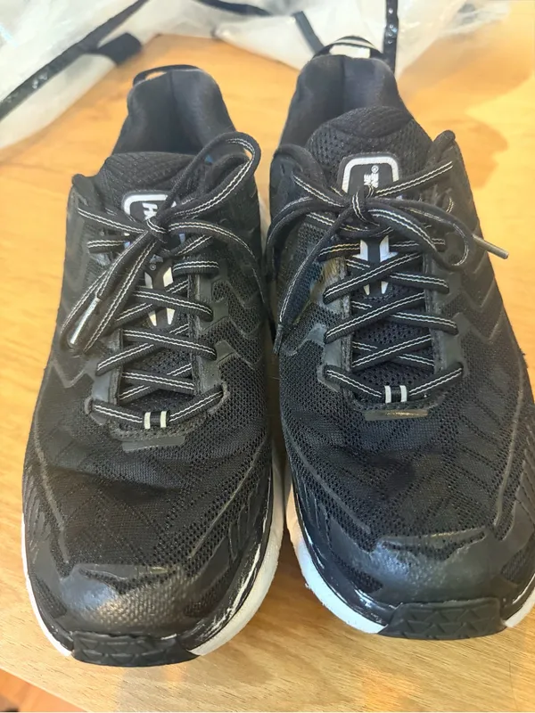 Hoka One One Clifton 4 Black 8.5 Wide Running Shoes Sneakers Women’s - Image 12