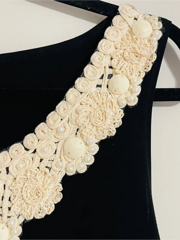 Vintage 90s Ronni Nicole Sleeveless Black Shift Dress Crochet Beaded Collar Sz 8 - Image 5