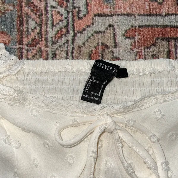 Forever 21 cream puff sleeve crop top blouse - Image 3