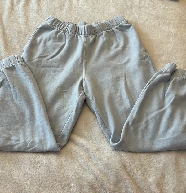 Hollister Sweatpants - Image 2