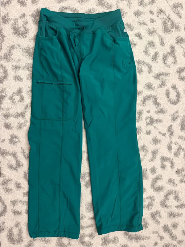 Cherokee Infinity Scrub Set Top & Bottom Medium Hunter Green - Image 6
