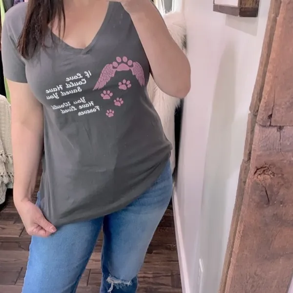 Grey & pink T-shirt size XLarge pet graphic - Image 2
