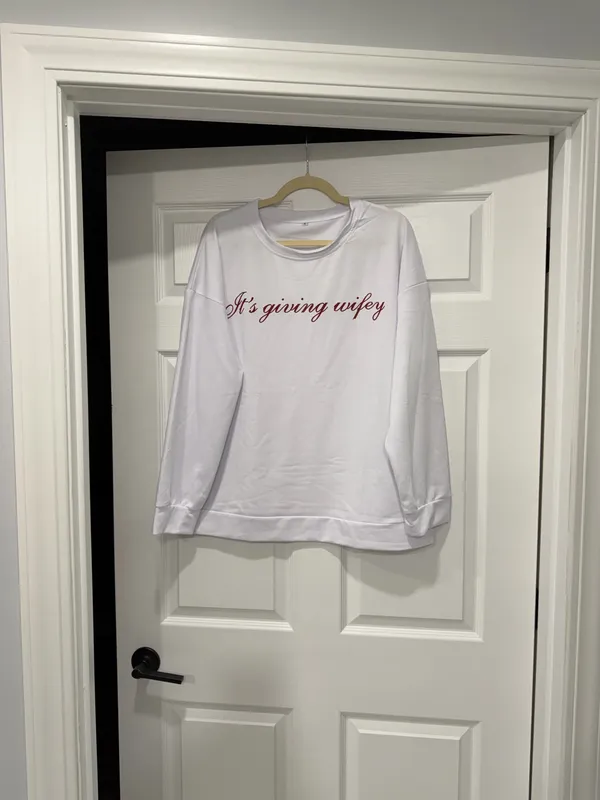 It’s Giving Wifey Sweatshirt - Image 2