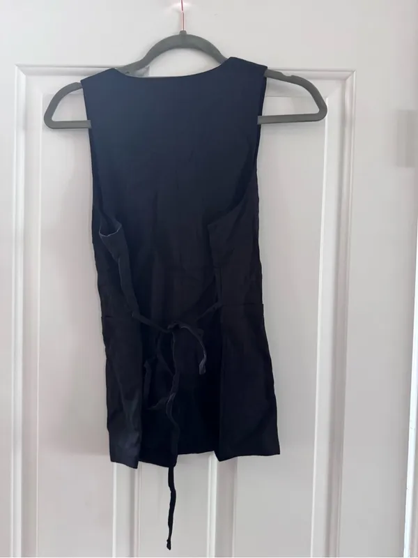 Zenana NWOT Black Square Neck Split Front Button Front Tie Back Vest - Image 5