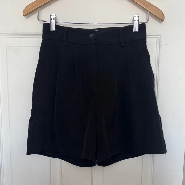 Princess Polly Kaitlyn Set Black Shorts Size 2 - Image 2