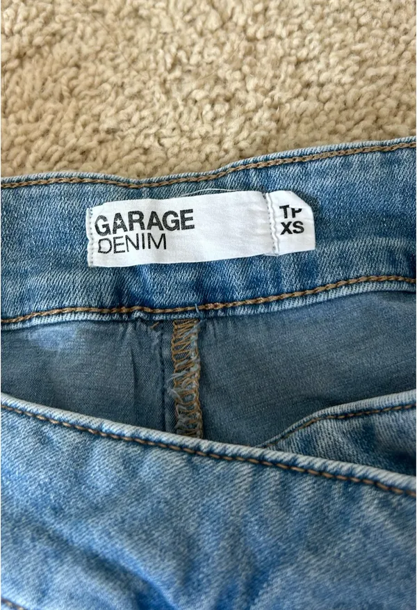 Garage Jean skirt with built in shorts  - Image 4