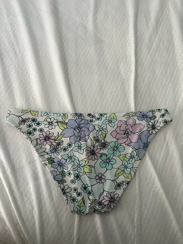 Target Floral bikini bottoms - Image 2