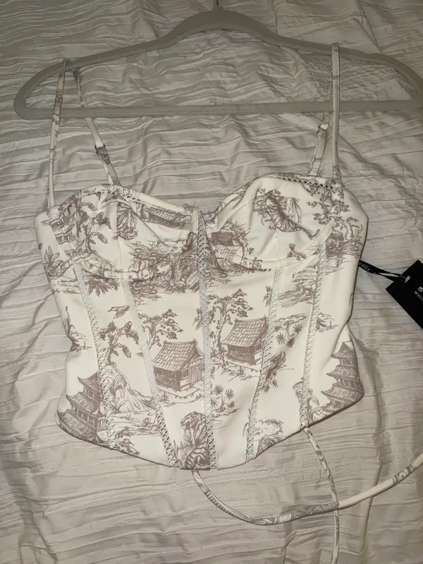 White Fox Top  - Image 9