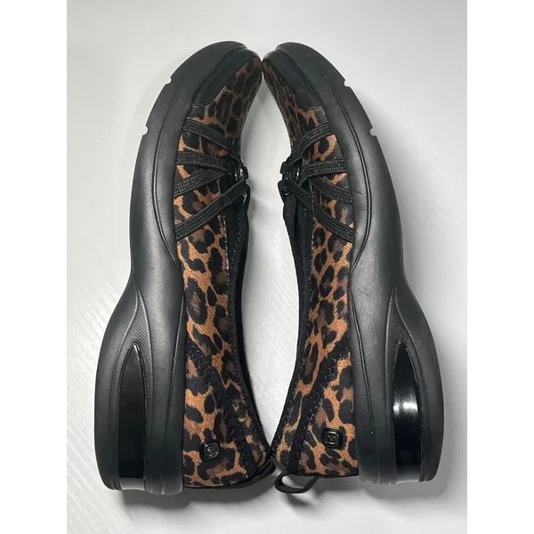 Bzees Rosie‎ Leopard Print Slip On Comfort Shoes Women's 7.5M Lightweight - Image 4
