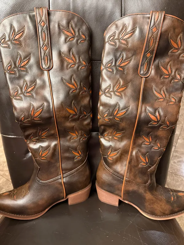 Boots Brown Size 7 - Image 3