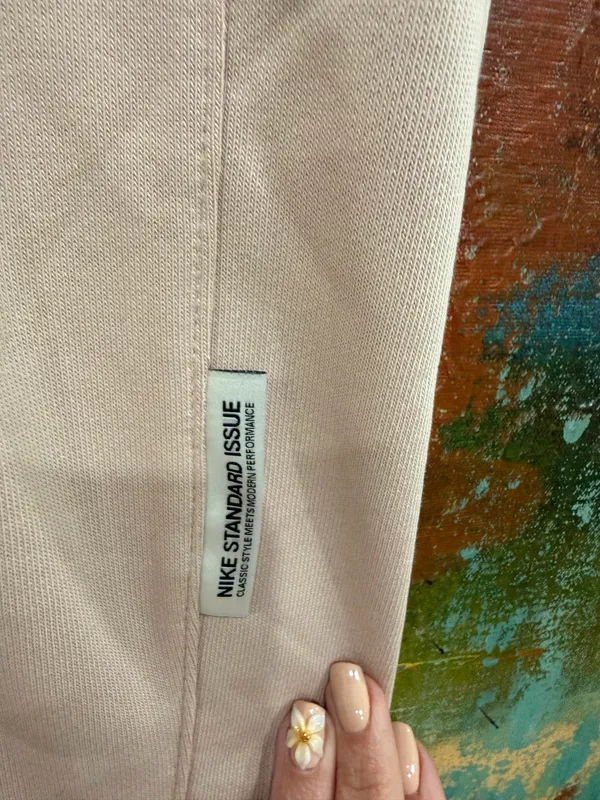 Women’s Nike Joggers size medium  - Image 3