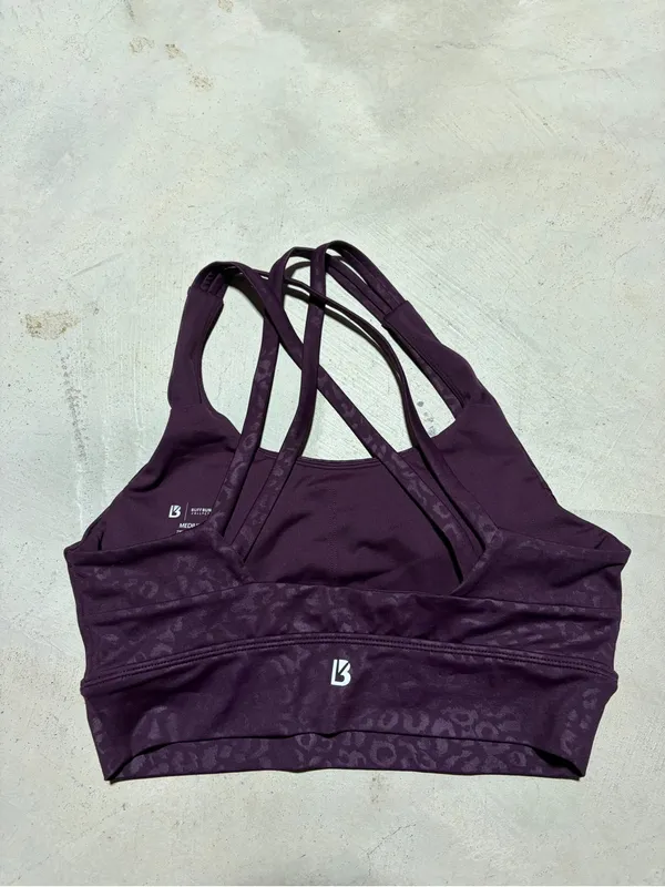Buff bunny collection Women's Strappy Sports Bra Plum Leopard medium - Image 4