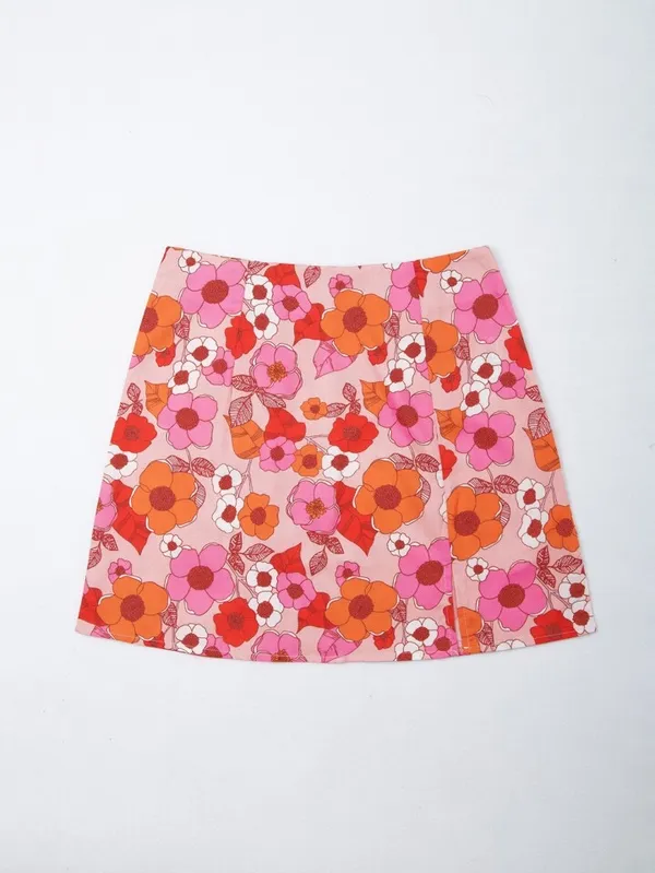 Urban Outfitters Retro floral mini skirt - Image 5