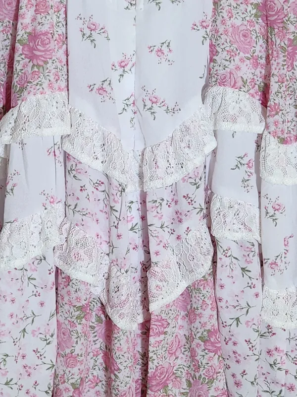 Altar'd State Pink and White Floral Boho Patchwork Mini Dress Size XS Flaw - Image 6