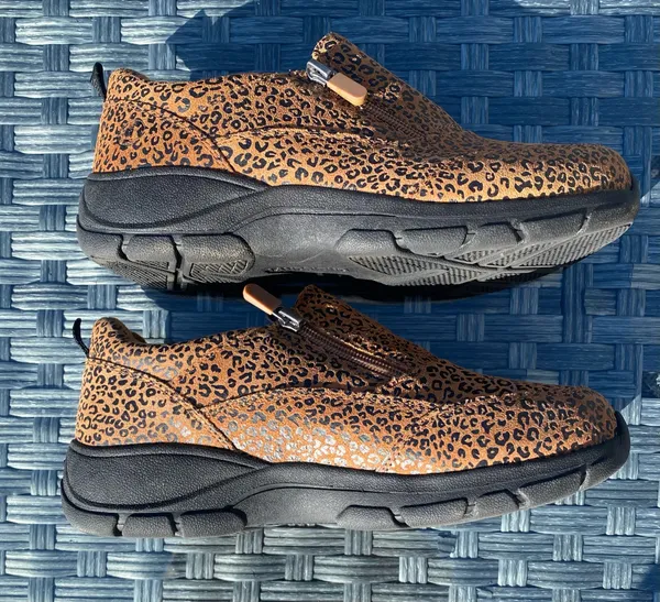 Lands' End Woman’s low rise boots - Image 3