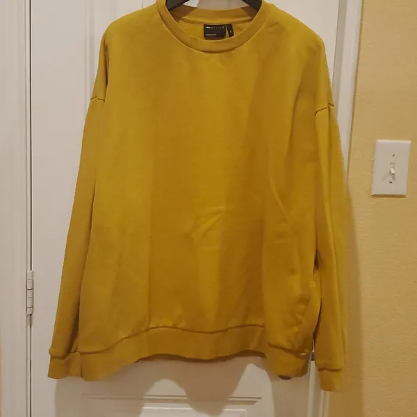 ASOS SWEATSHIRT SIZE 2XL - Image 3