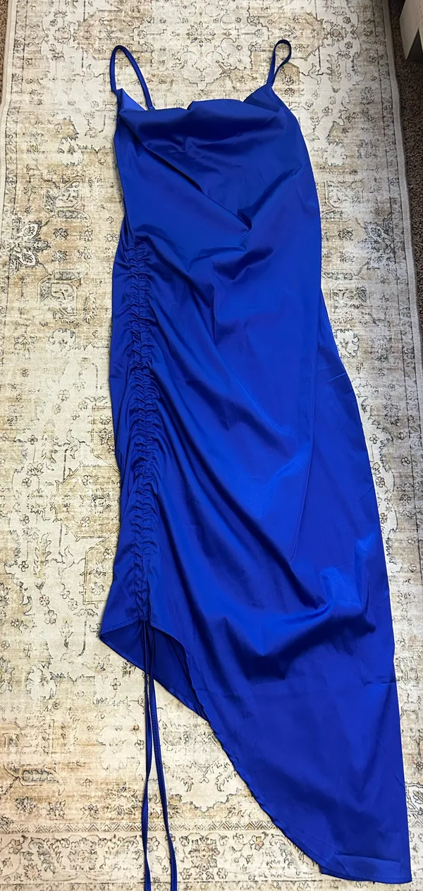 Amazon Royal blue midi dress - Image 3