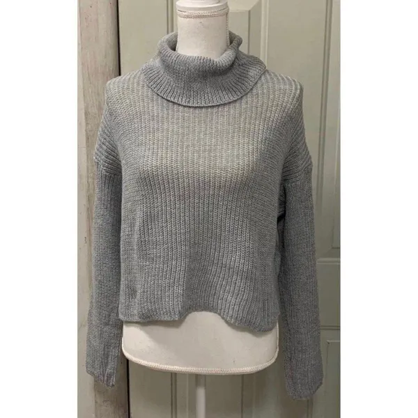Missguided NWT Women Medium Grey Turtleneck Long Sleeve Knit Crop Top Sweater - Image 3