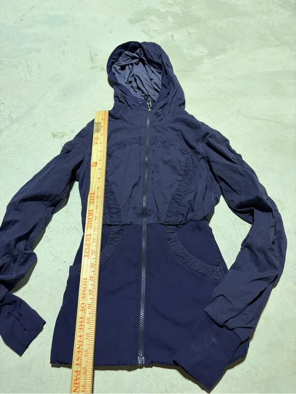 Lululemon Hooded Women's dance studio reversible Zip-Up Jacket purple 4 - Image 3