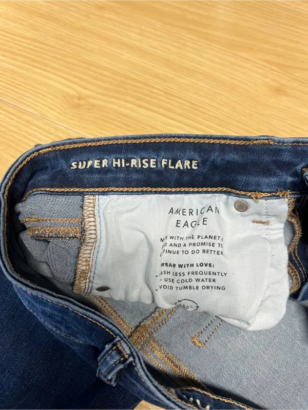 American Eagle Outfitters High-Rise‎ Flare Jeans - Medium Blue - Image 11