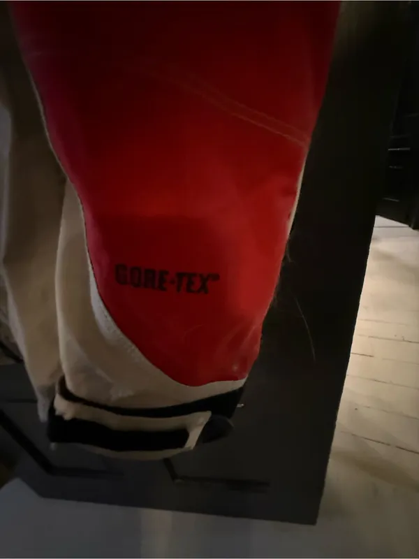 The North Face Red & Cream Hooded Colorblock Jacket - Image 4