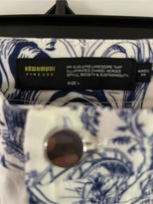 White & Navy Toile Tiger Print Women’s Gameday Pants - Image 3