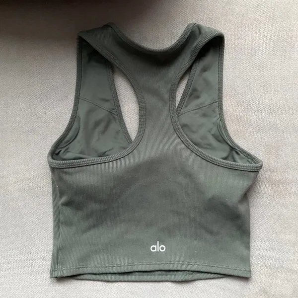 Alo Yoga Goddess Ribbed Cropped Racerback Tank Dark Cactus XS - Image 5