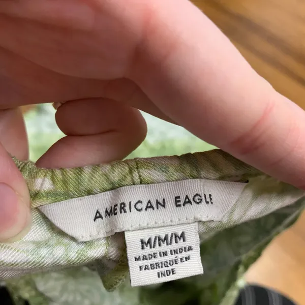 American Eagle Green Floral Print Mini Dress Button Front‎ Tie Waist Size Medium - Image 5