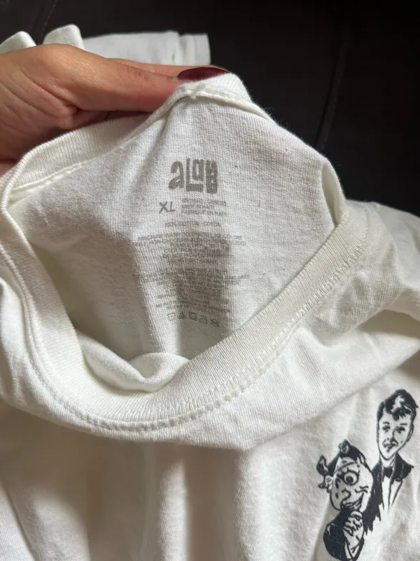 White Alab graphic tee Zumiez XL - Image 4