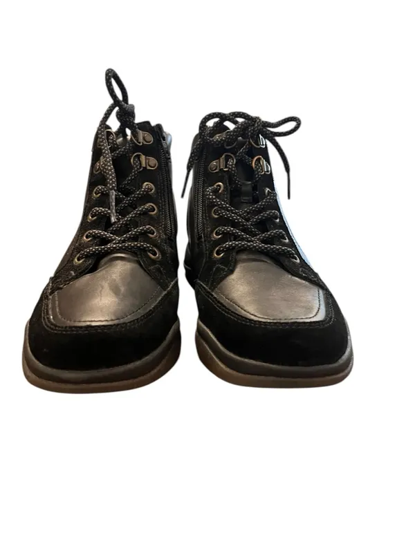 Vionic Women’s Whitley Black Leather Water Repellent Ankle‎ Sneaker Boots Size 7 - Image 2