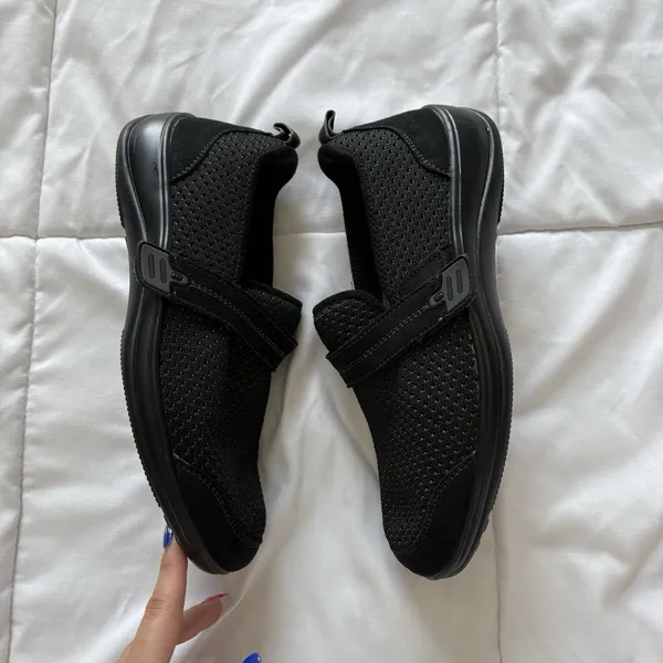 Orthofeet‎ Quincy Slip On Shoes Sneakers Womens 8 Black Comfy Workwear - Image 3