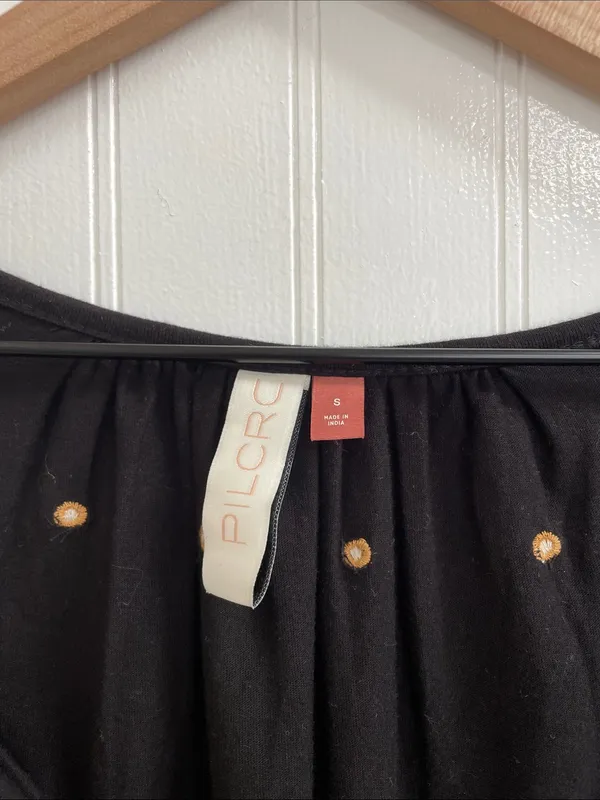 PILCRO | ANTHROPOLOGIE Calanthe Top Embroidered Dark Boho Bohemian Size S - Image 9