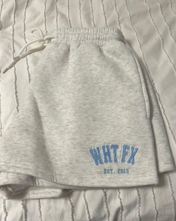 white fox shorts  - Image 2