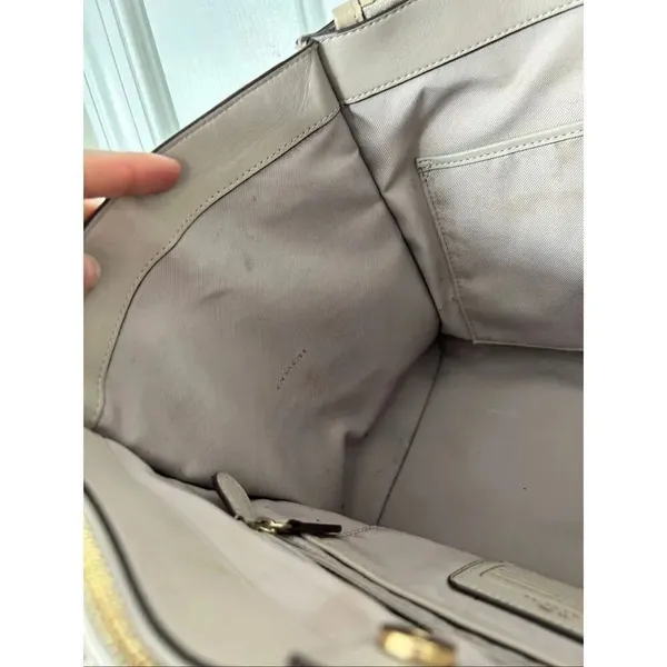 Coach Embossed Crocodile Crosby Bag leather bag no strap gray tan color - Image 9