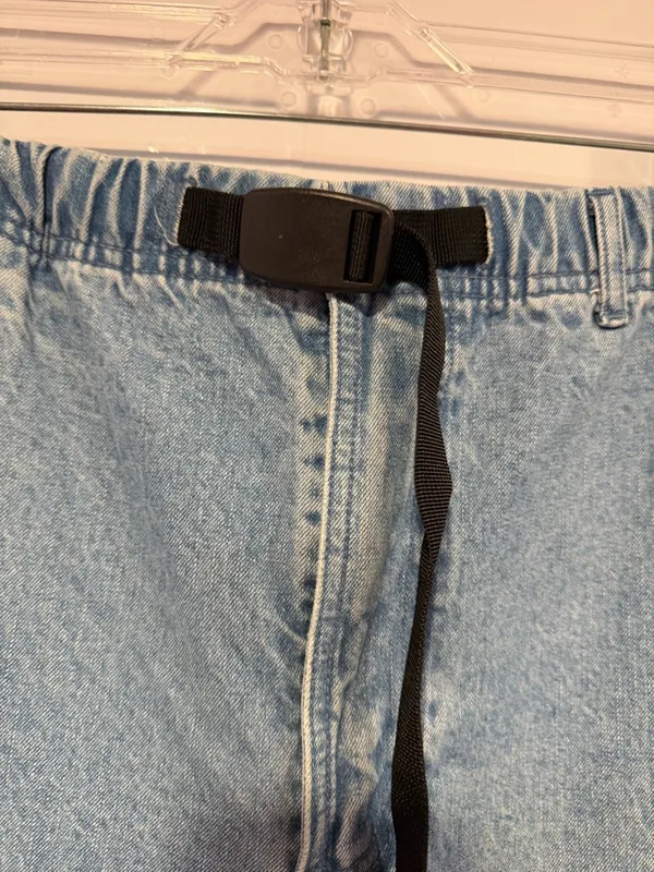 American‎ Eagle buckle pull on jeans - Image 2