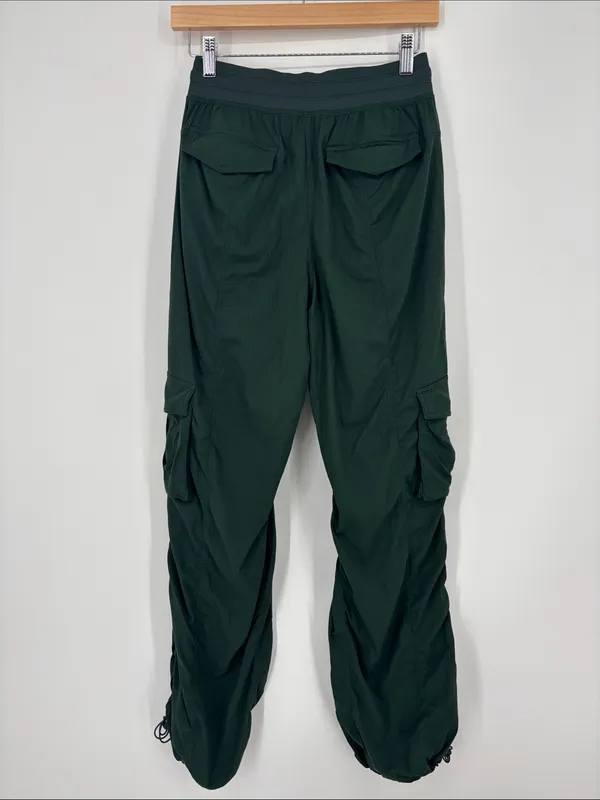 Lululemon Dance Studio Relaxed-Fit Mid-Rise Cargo Pant Women’s Size XS (4-6) - Image 7