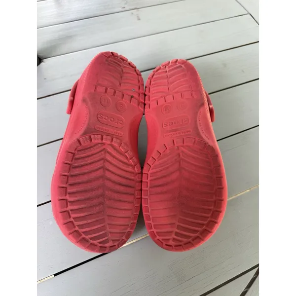 Crocs Classic Clogs Red Slip On Shoes Men 9 Women 11 Unisex Lightweight Comfort - Image 10