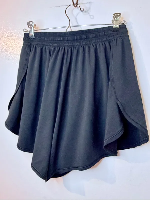 Lululemon Black Running Shorts Size 6 Drawstring 3” Inseam - Image 4