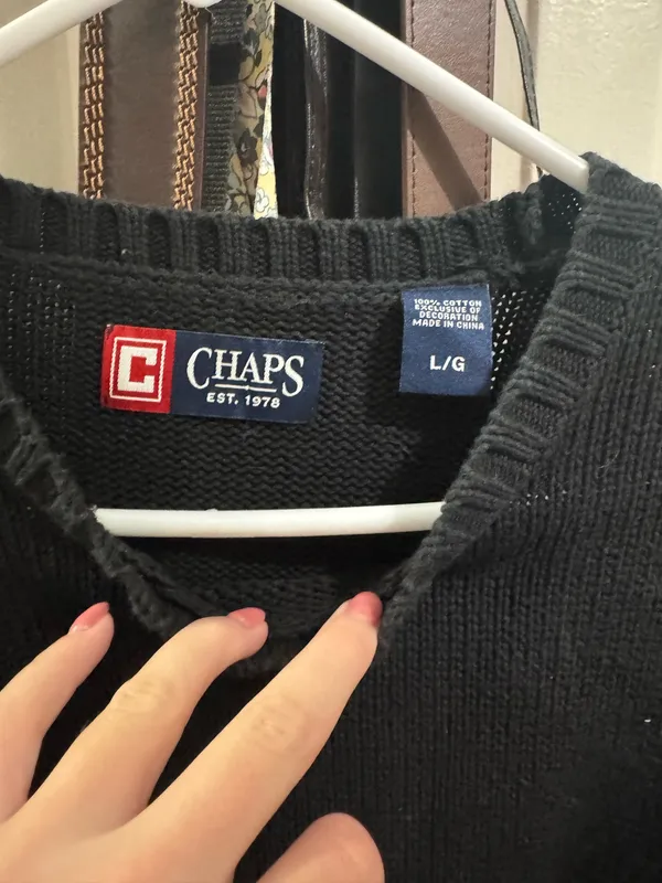 Men’s CHAPS Sweater - Image 2