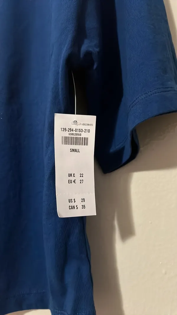 Abercrombie Essentials T Shirt - Small - Image 3