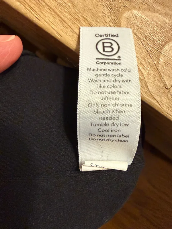 Athleta Salutation Joggers Powervita Black - Image 4