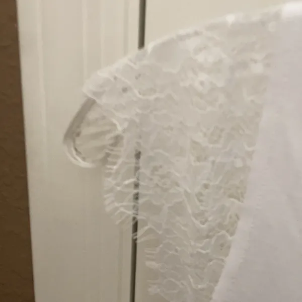 FINAL MARKDOWN Raw edge ladies top (M) White Size M - Image 2