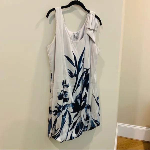 Ivory / Navy Sheath Midi Floral Dress - Image 3