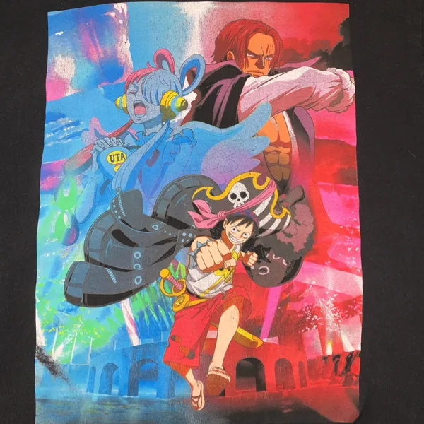 Hot Topic One Piece Film: Red Trio Collage T-Shirt size L - Image 2