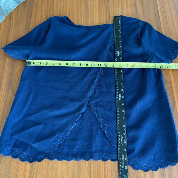 J.Crew 100% Linen Top 6 Navy Eyelet Scalloped Preppy Coastal Nautical Cottage - Image 7