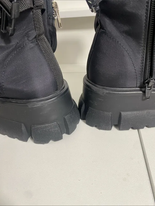 Steve Madden Black Combat Moto Boots with Lace-Up Front Size 8 - Image 7