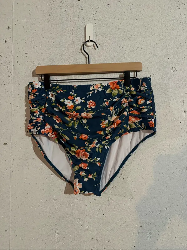 NWT Daci Women’s Two Piece Lace Up Bikini | Size: 18W - Image 9