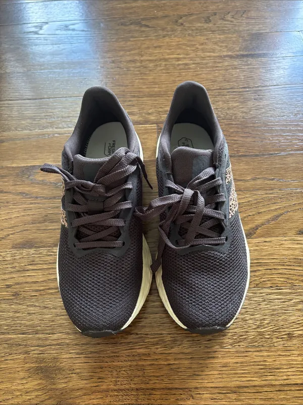 New Balance sneakers - Image 2