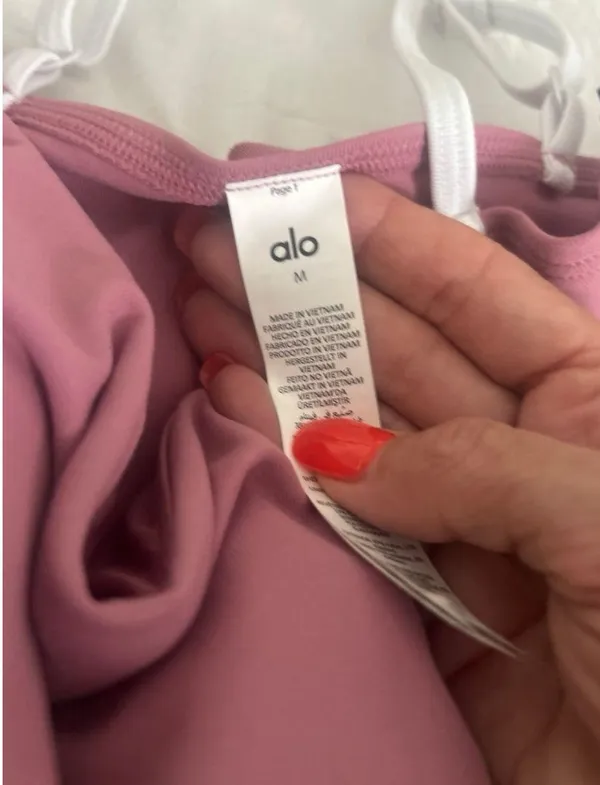 Alo Yoga Top Crop - Image 2