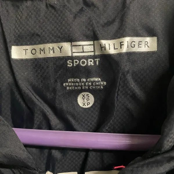 Tommy Hilfiger sport vest - Image 4